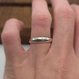Size 7 Sterling Silver Daughter Band Ring A217